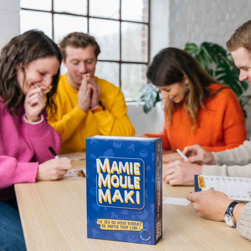 Mamie Moule Maki - Le Jeu de société où Vous risquez de partir trop Loin !  Petit bac