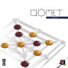 Face avant de la boîte QOMET avec titre et illustration