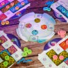 Partie en cours de Tulikko, jeu de stratégie et placement de tuiles Partie en cours de Tulikko, jeu de stratégie et placement de tuiles